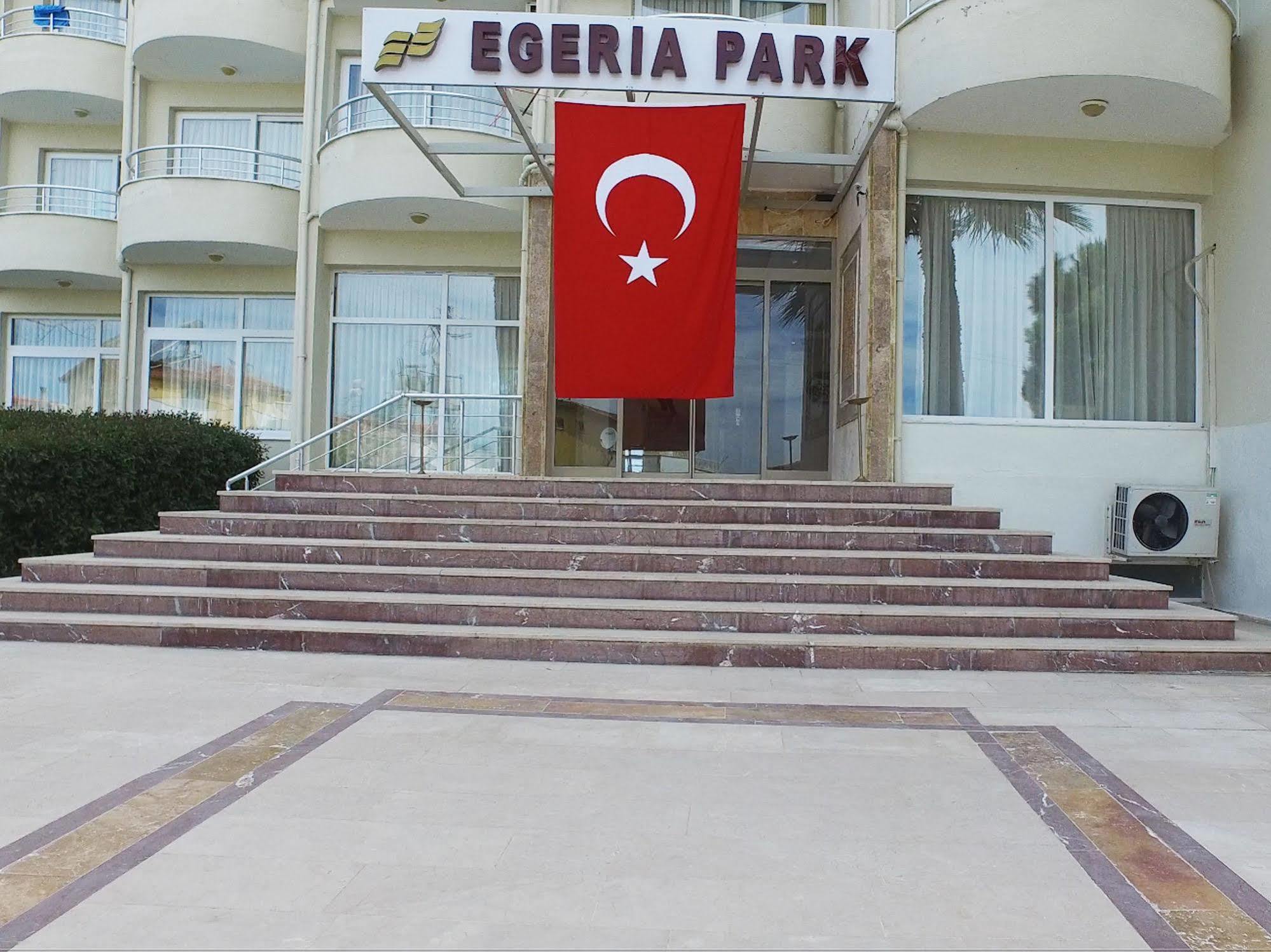 Egeria Park Hotel 쿠사다시 외부 사진